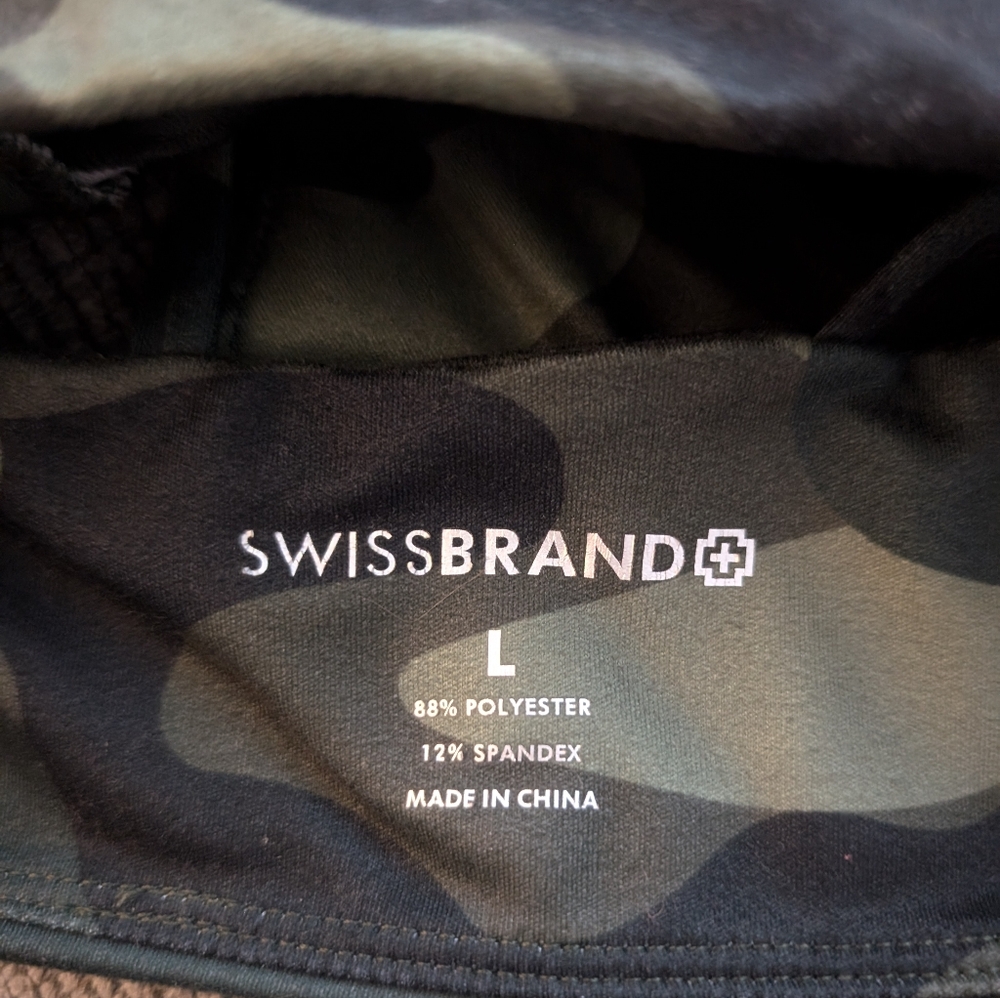2/$5 camo sports bra - Picture 3 of 4